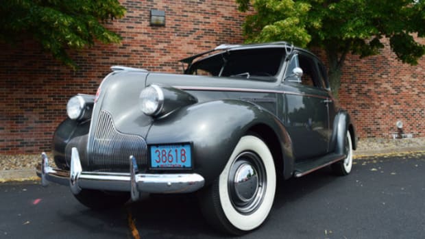 1939 Buick Special coupe