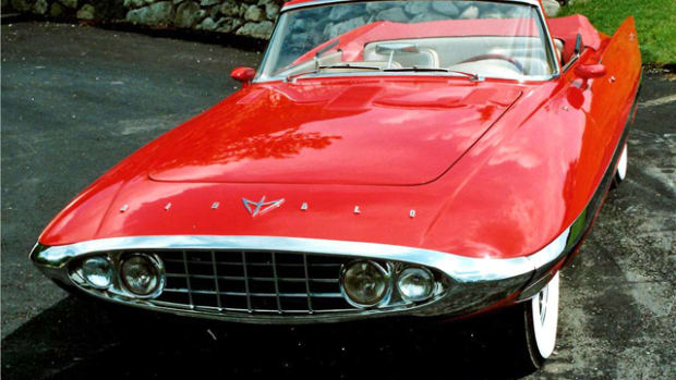  (Lot #5034) A 1956 Chrysler Diablo Concept Convertible sold for a record $1.375 million. (Barrett-Jackson photo)