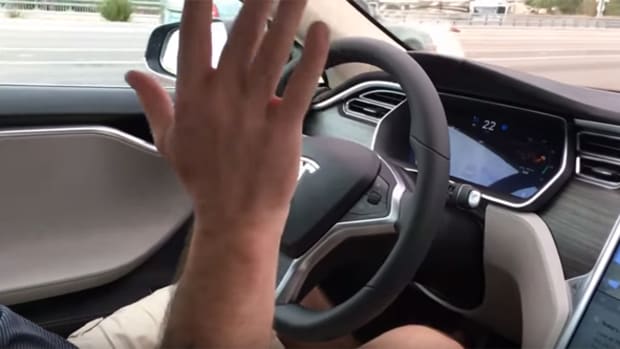 "Laissez faire" driving with Autopilot engaged