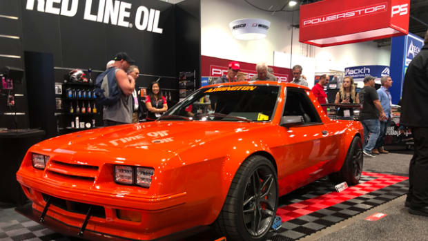  Photo - Red Line Synthetic Oil