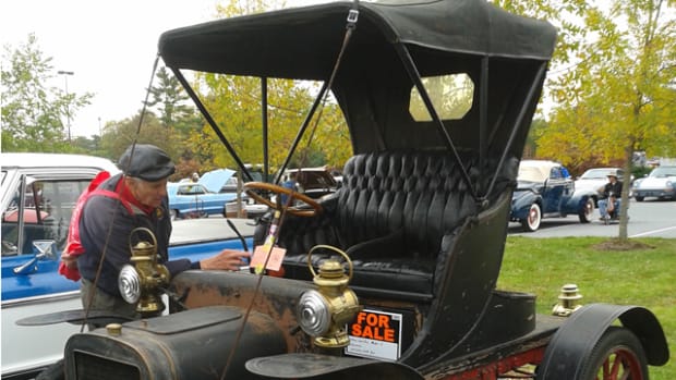 This driver-quality 1906 Cadillac Model K was available for $63,000 in the car corral. Its great patina made it a good contender for Horseless Carriage Club of America tours.