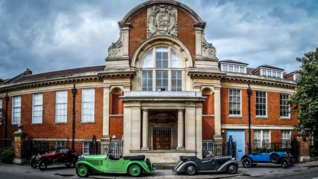 Four eras of Talbots at Ladbroke Hall, cars shown from left to right: 1914 model 12hp Piano back 2 seater – 1932 model 105 vdp Alpine Tourer (This Talbot is one of the three famous Alpine Trial Talbot team cars which won the 1932 Alpine Cup Team Prize without loss of marks), 1938 model 10 Sports Tourer, 1925 model 10/23 Two Seater and Dickie.