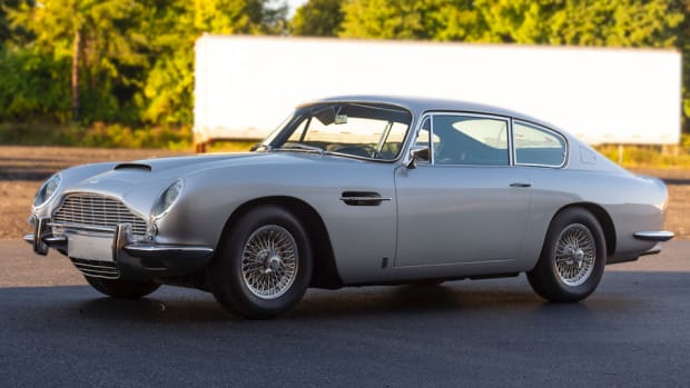 1966 Aston Martin DB6 Vantage Sport Saloon sold for $500,000