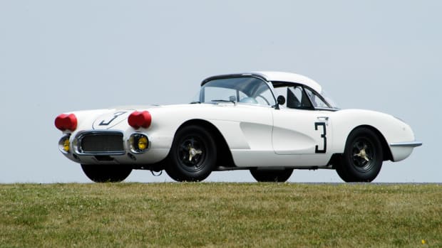 Chips-1960-Corvette-Le-Mans-Cunningham-Number-3