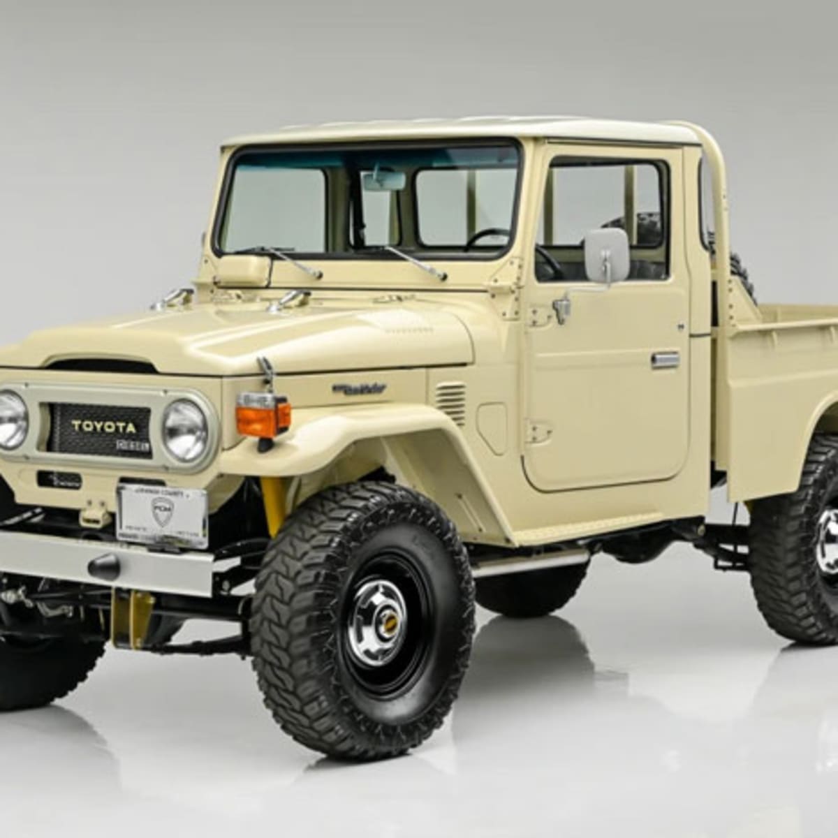 Old Cars We'd Buy That: 1979 Toyota Land Cruiser HJ45 Pickup - Old Cars  Weekly