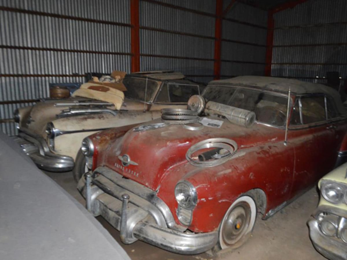 50 Classic, Antique Cars Found in Pennsylvania Barn to Be Auctioned