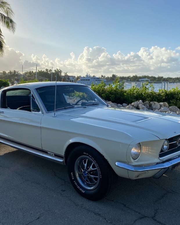 1967-Mustang-GT-2