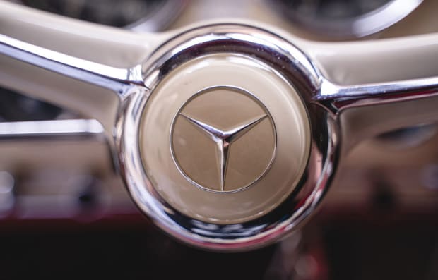 1960-Mercedes-Benz-190SL-8