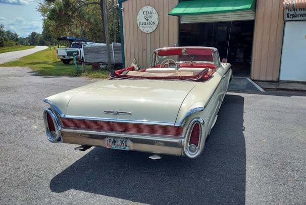 1960-Monterey-convertible-4