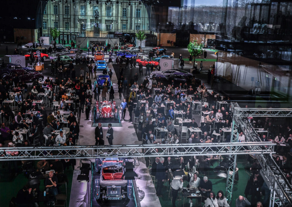 Bonhams|Cars was toast of the town at the Grand Palais Éphémère at the 15th edition of the 'Grandes Marques du Monde à Paris' sale
