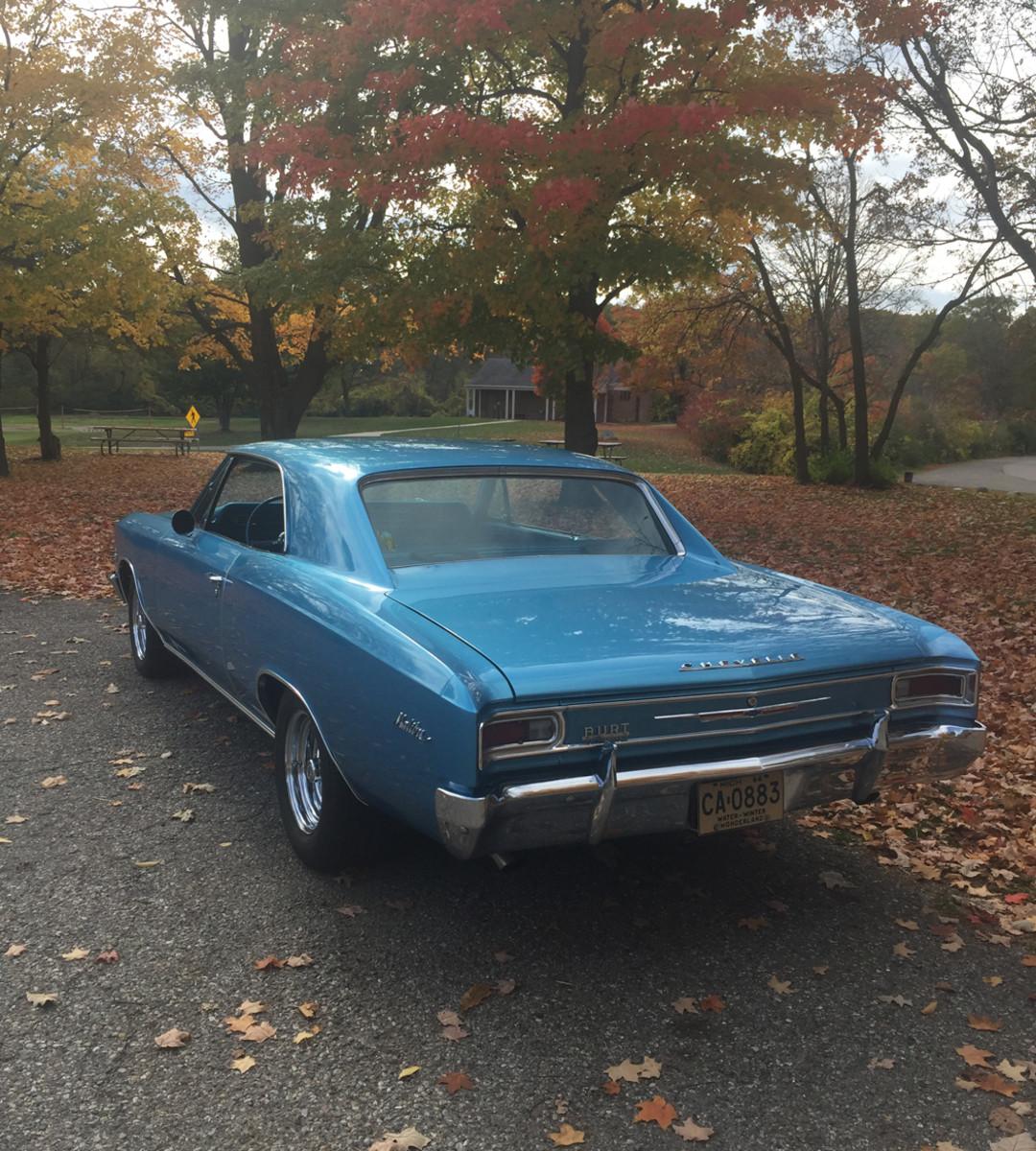 The rear window and tail panel were concave and while they looked good, they created drag at speed. No matter on this Chevelle Malibu — it was built for cruising.