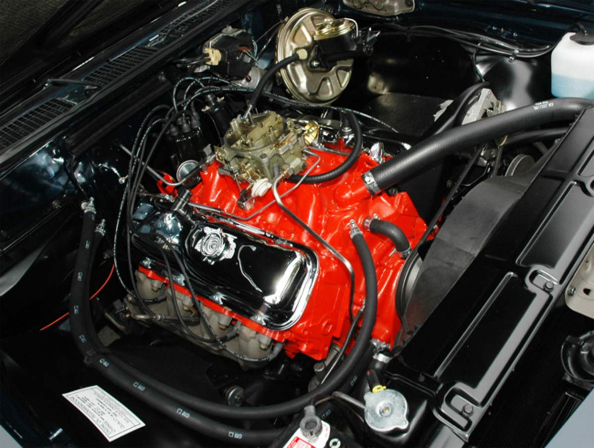 A single Rochester carburetor was atop the engine. 