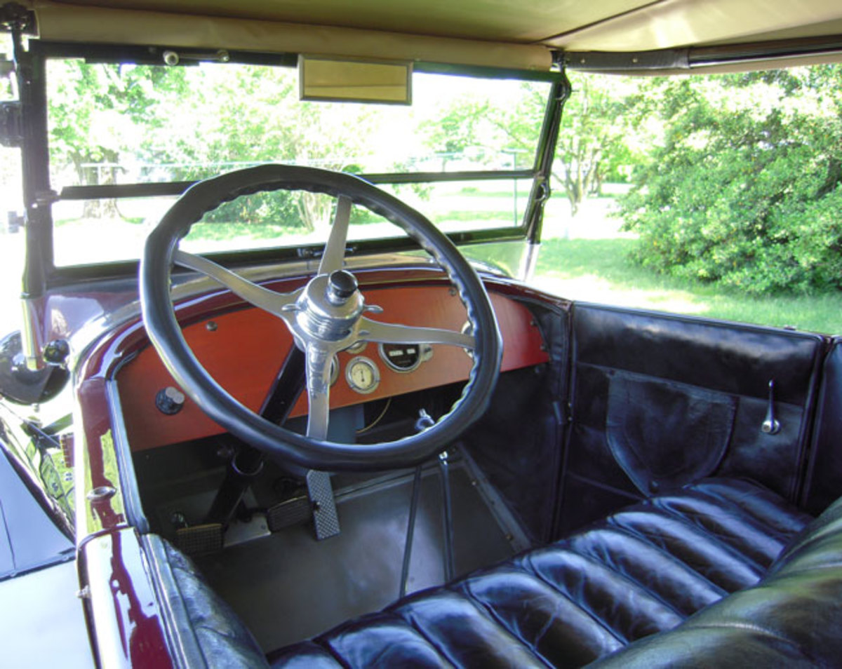 1923-American-frontseat1