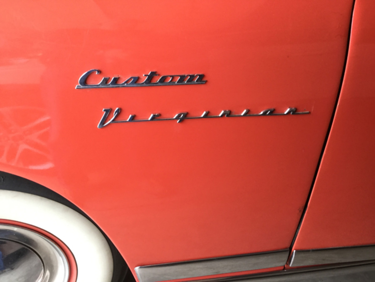  The “Custom” script was originally thought to be a later add-on, but in fact identifies the car as a rare find.