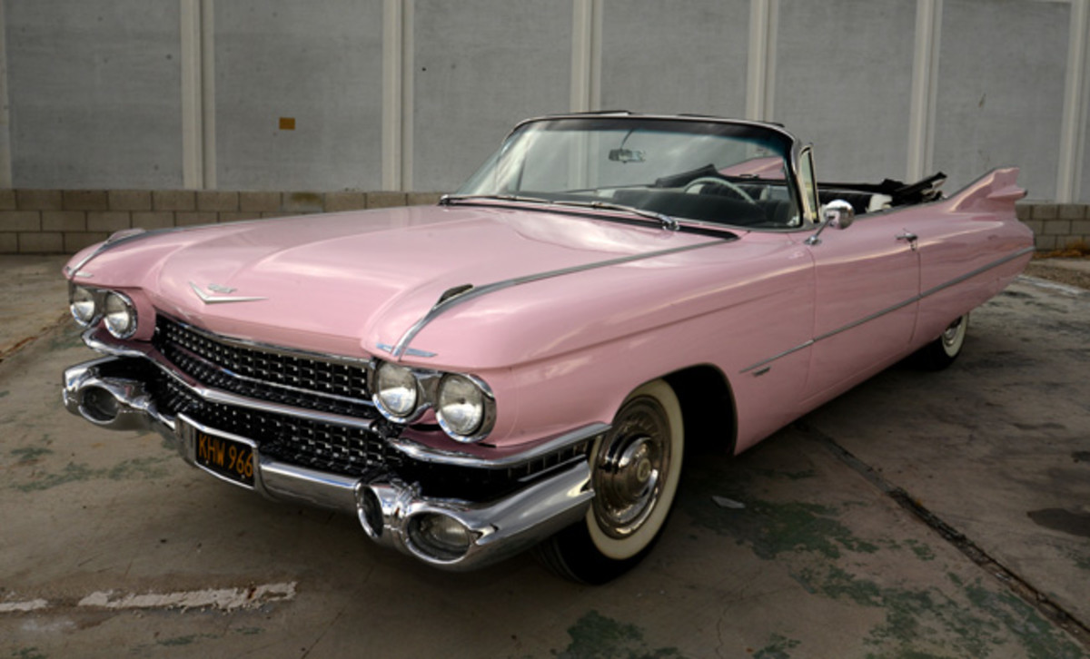 A fully restored 1959 Cadillac Series 62 convertible with only 53,000 actual miles is among cars at McCormick’s Palm Springs Collector Car Auction on Nov. 20-23.