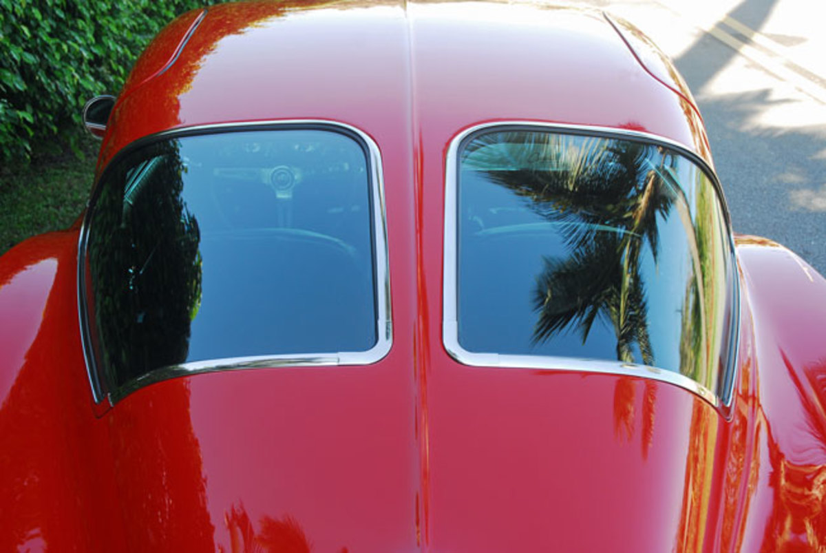 1963-Split-Window-Corvette-Split-Window-Close-Done