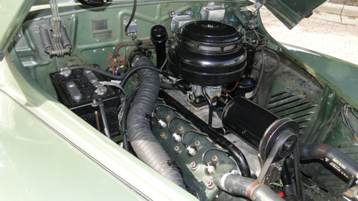 1947-Lincoln-engine