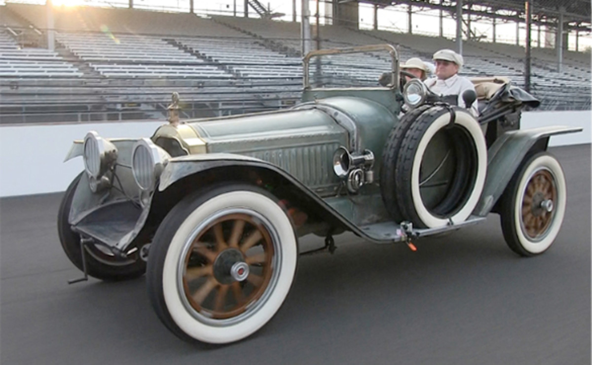  1915 Packard
