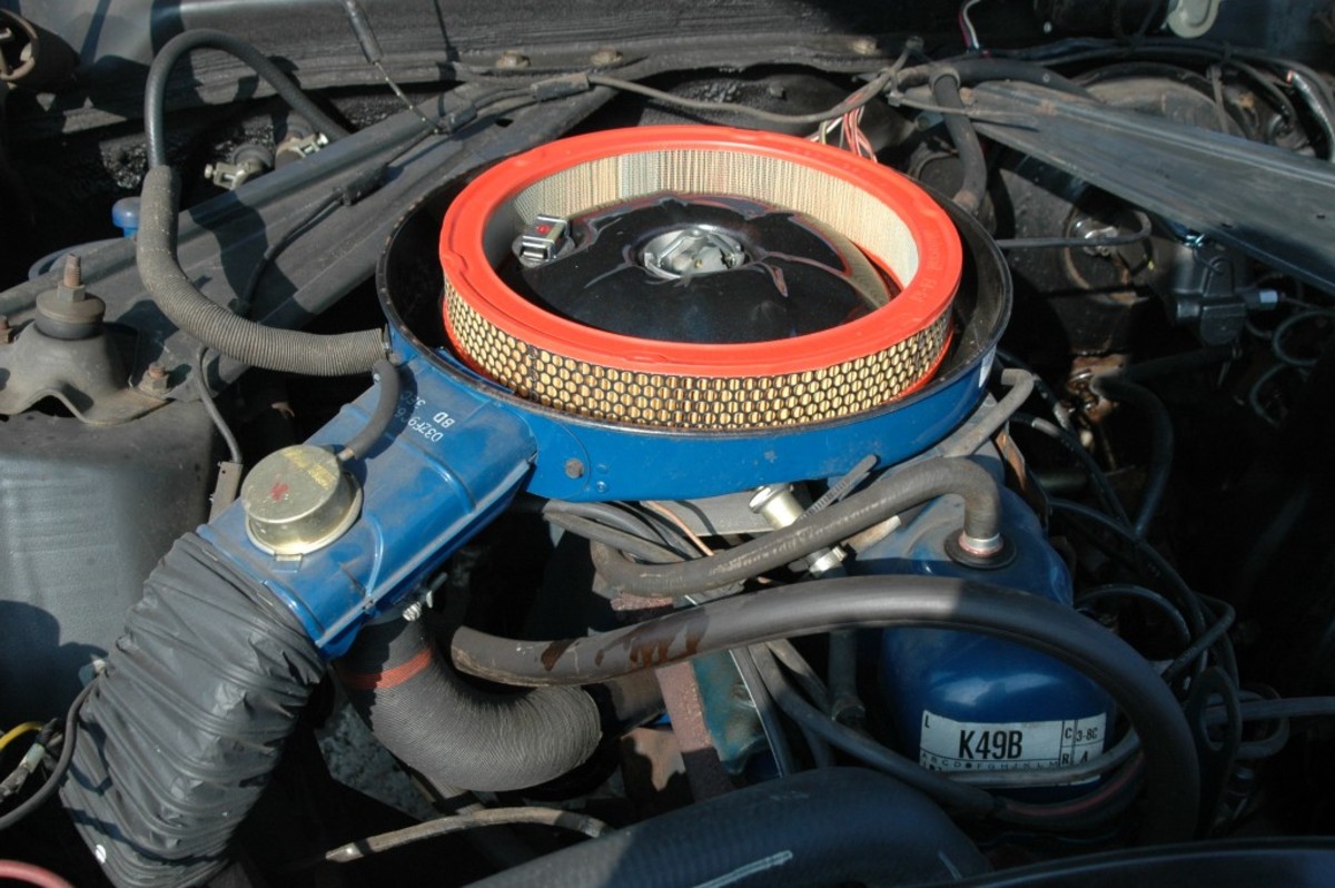 The original air filter is in place.