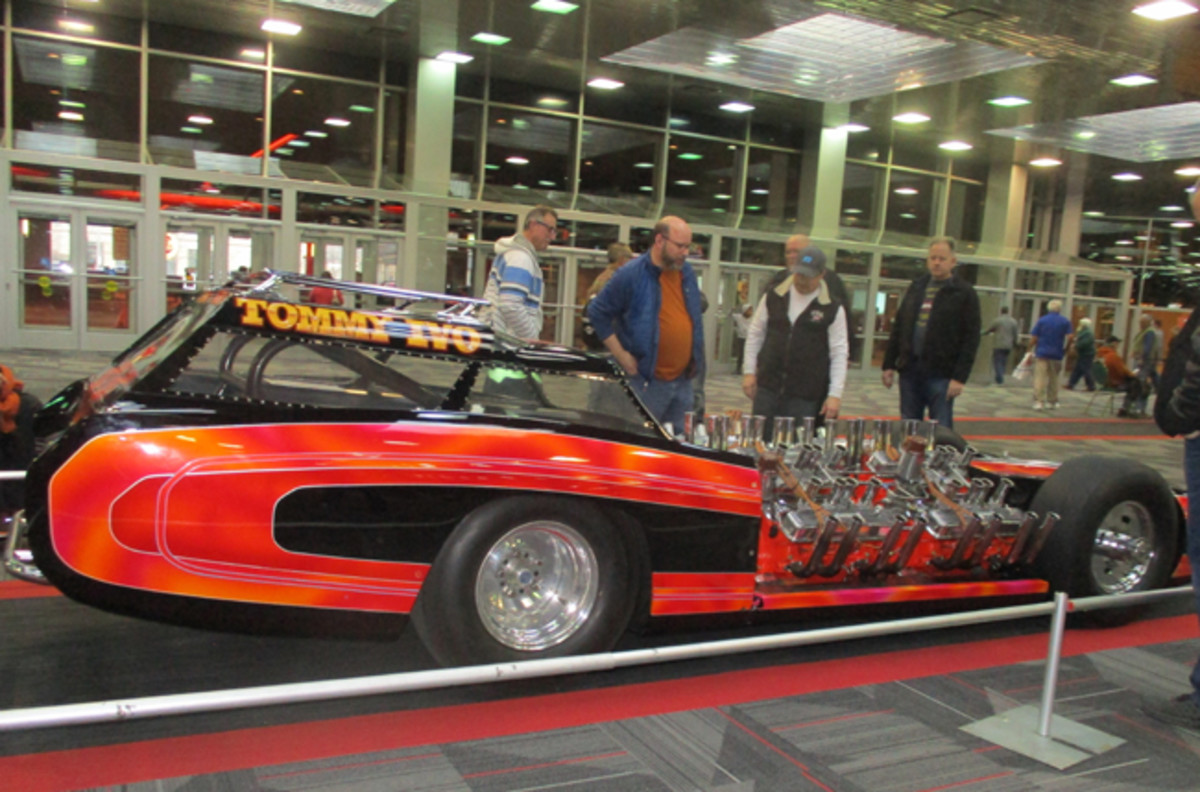  You never know what crazy machines will show up at the Muscle Car and Corvette Nationals. Above: Four Buick “nailhead” V-8s power this insane “TV Tommy” Ivo dragster. Below: As usual, the show featured plenty of classic Corvettes.