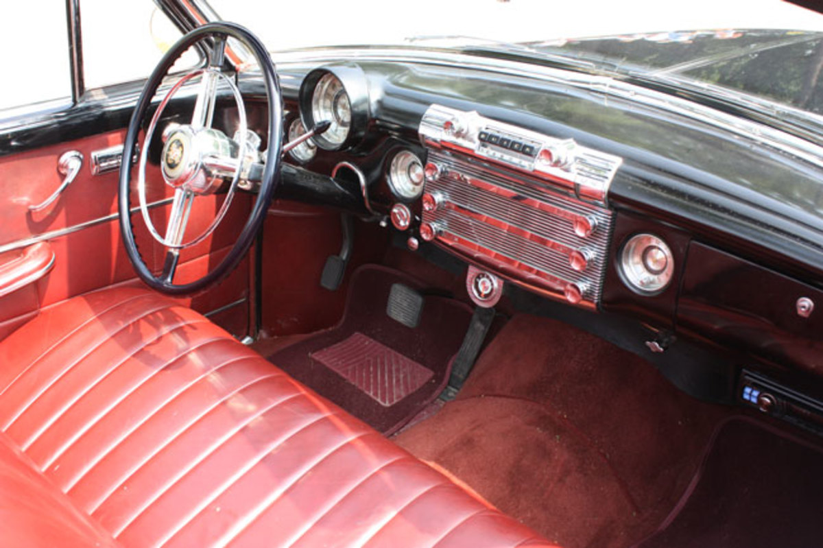 1950-Buick-interior