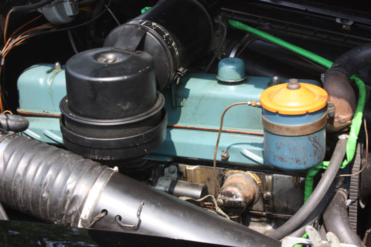 1950-Buick-engine