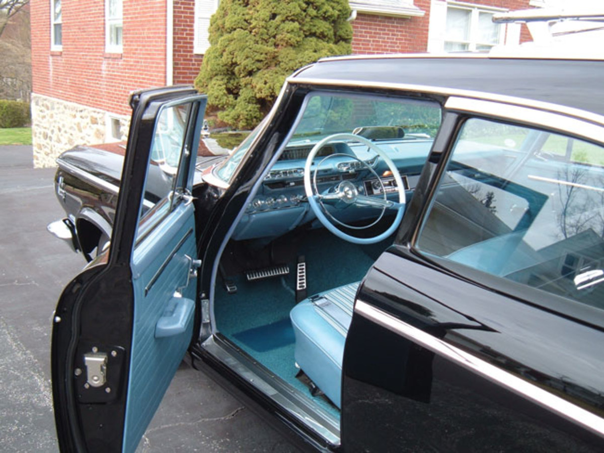1963-Dodge-wagon-driver-side