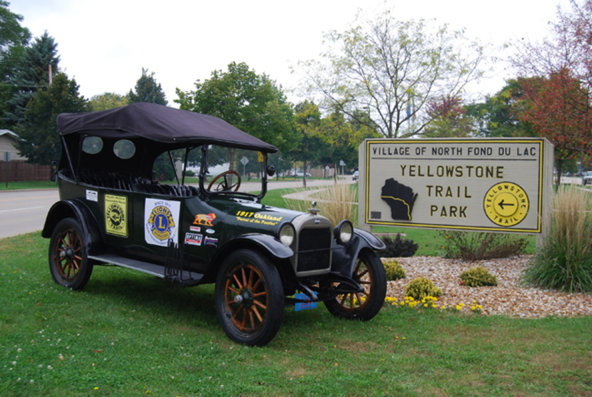  The Yellowstone Trail in the village of North Fond du Lac