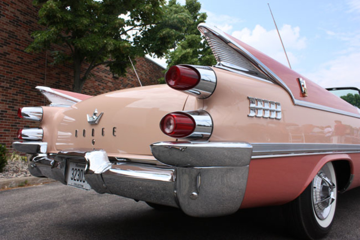 1959-Dodge-fins