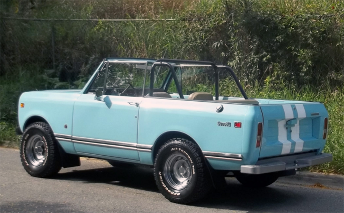  Joe Kahn’s 1973 Scout II is the Traveltop version, meaning it has a removable top. The Scout II was also offered with as a traditional closed-cab pickup.