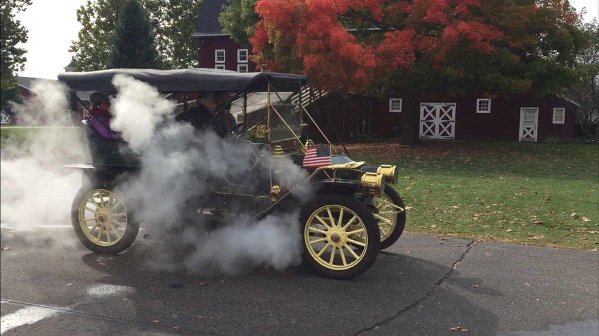 A Stanley Steamer in action.