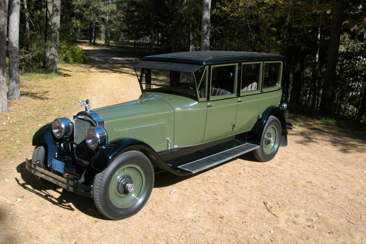 Except for its paint, Andrea and Ken Chartiers’ coachbuilt 1925 Packard limousine is original.
