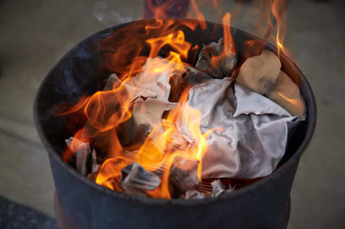 Trashcan-Burning