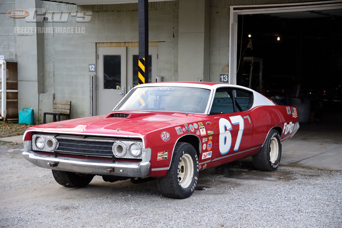 1969-ford-torino-race-car-a127.jpg