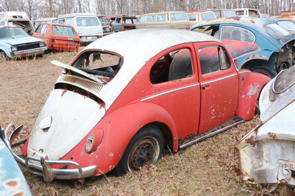 If you were the driver of this ’64 Beetle when it was road worthy, everyone knew who you were because of the car’s one-of-a-kind paint scheme.