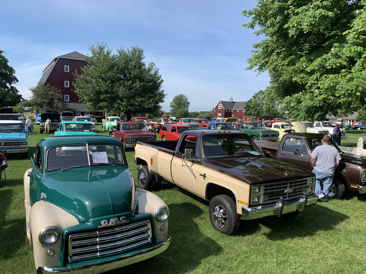 Pickup Trucks on Gilmore Show Field[2]
