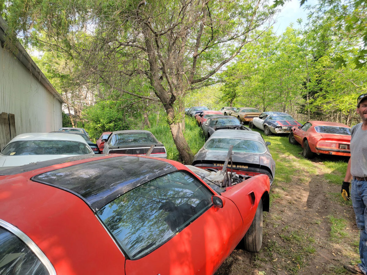 Iowa bound and down The Steely Trans Am Hoard auction August 4-5 in  Waverly, Iowa - Old Cars Weekly