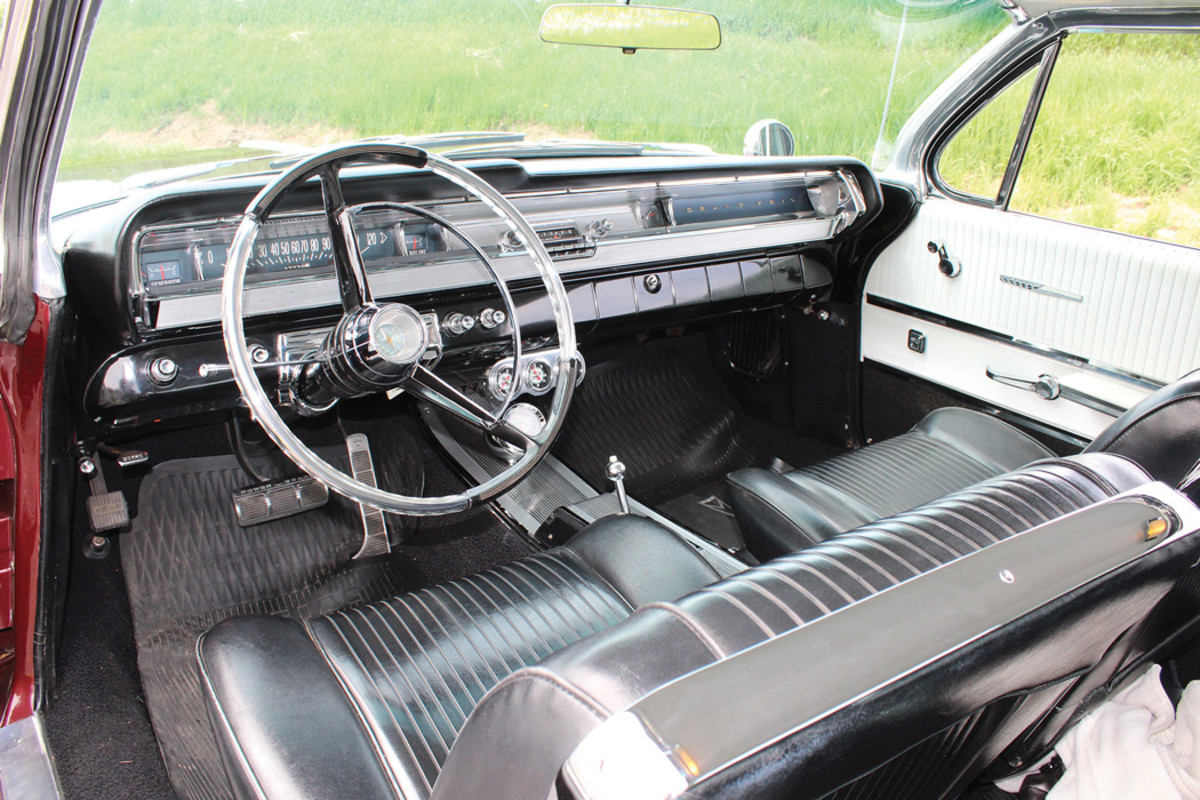 Original seats with a tasteful "sprucing up" with new foam adorn the clean Pontiac interior.
