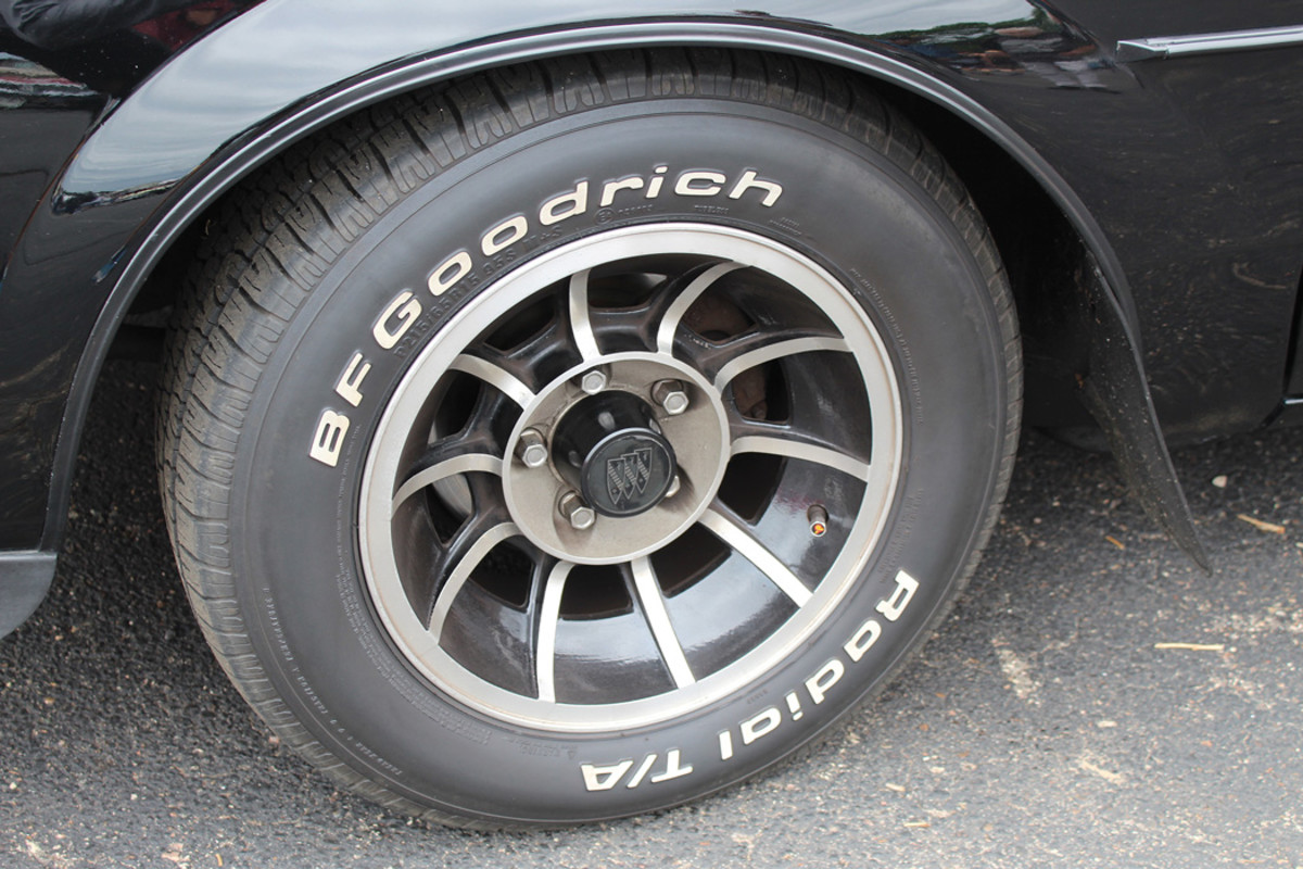 The Grand National sported arguably some of the nicest wheel offerings of the '80s.