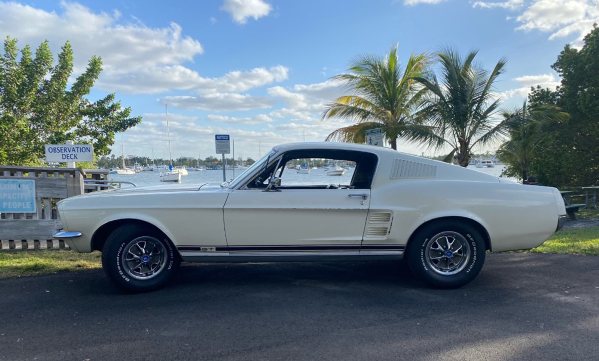 1967-Mustang-GT-3