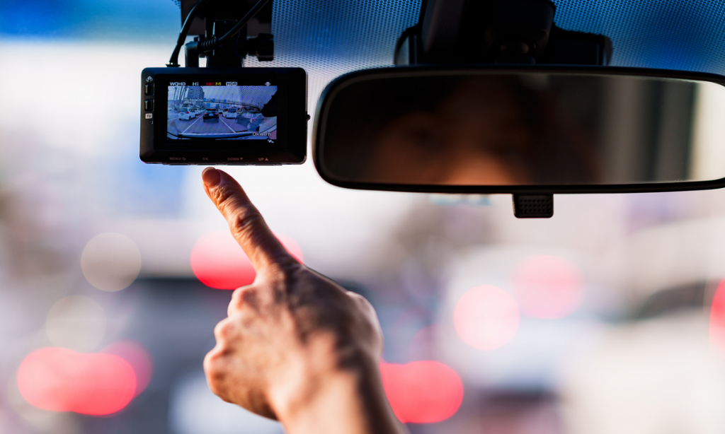 rear view mirrors help you back up when driving