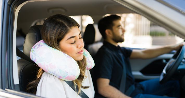 https://www.oldcarsweekly.com/review/wp-content/uploads/2023/02/travel-pillow-oldcarsweekly.jpg