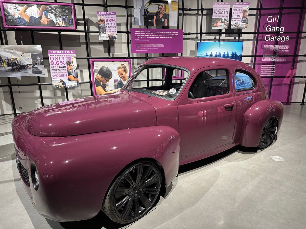 Approximately 160 women worked on this PV544 hot rod project, rotating in teams over 18 months, to fabricate this mauve machine. Under those bulging fenders are wider tires and contemporary disc brakes. Yeah, it’s an electric hot rod.