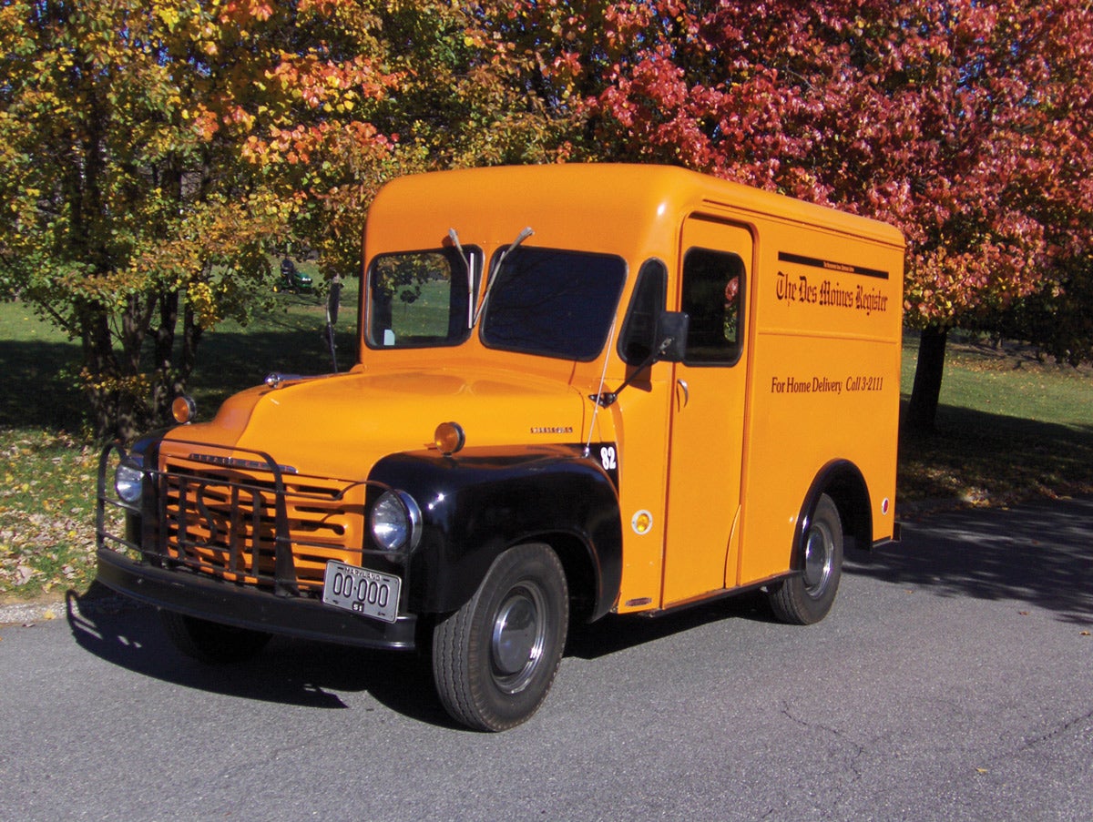 1951 Studebaker 2R6 stepvan.