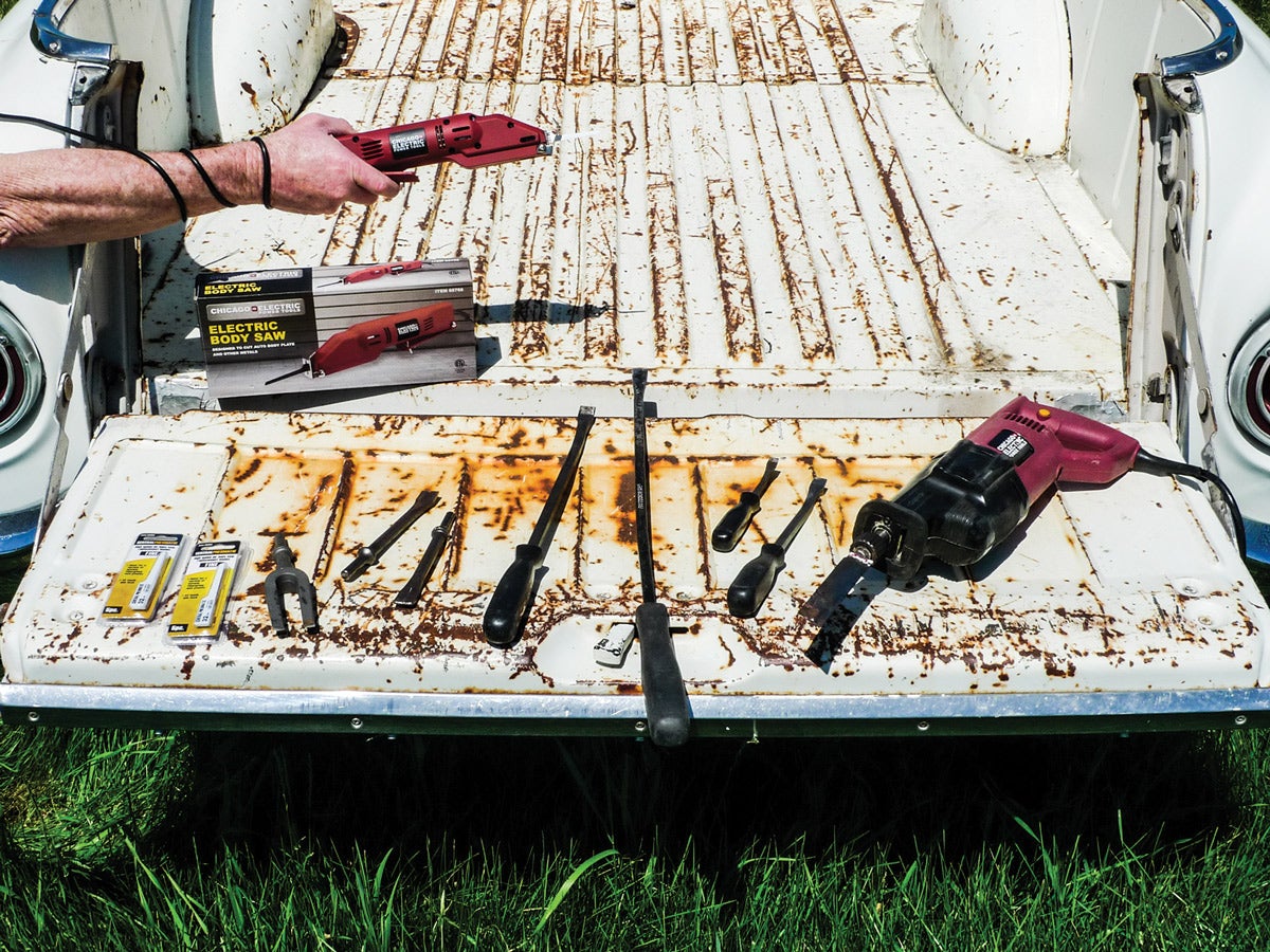 On the same tailgate, we have some subject-brand items as well. The hand-modeled electric body saw is brand-new—purchased with one job in mind.