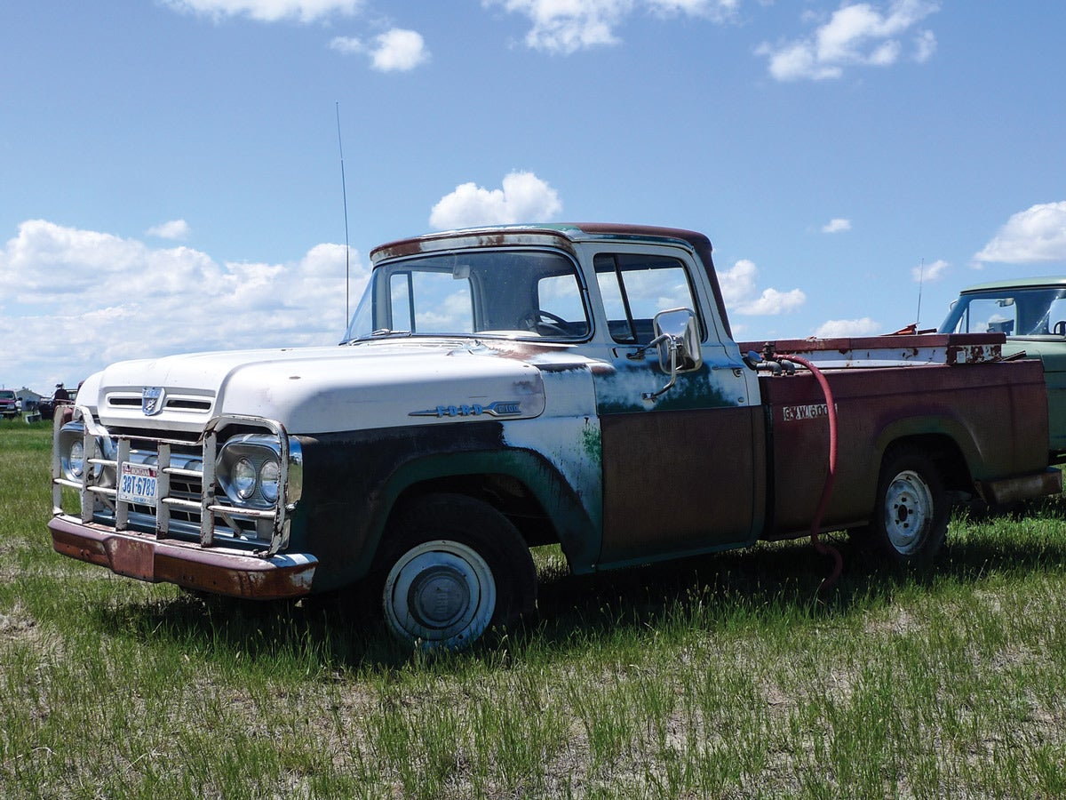 The same could be said for this complete ’60 F-100. With its beefed-up beast bumper, we think it’s too good to dismantle.