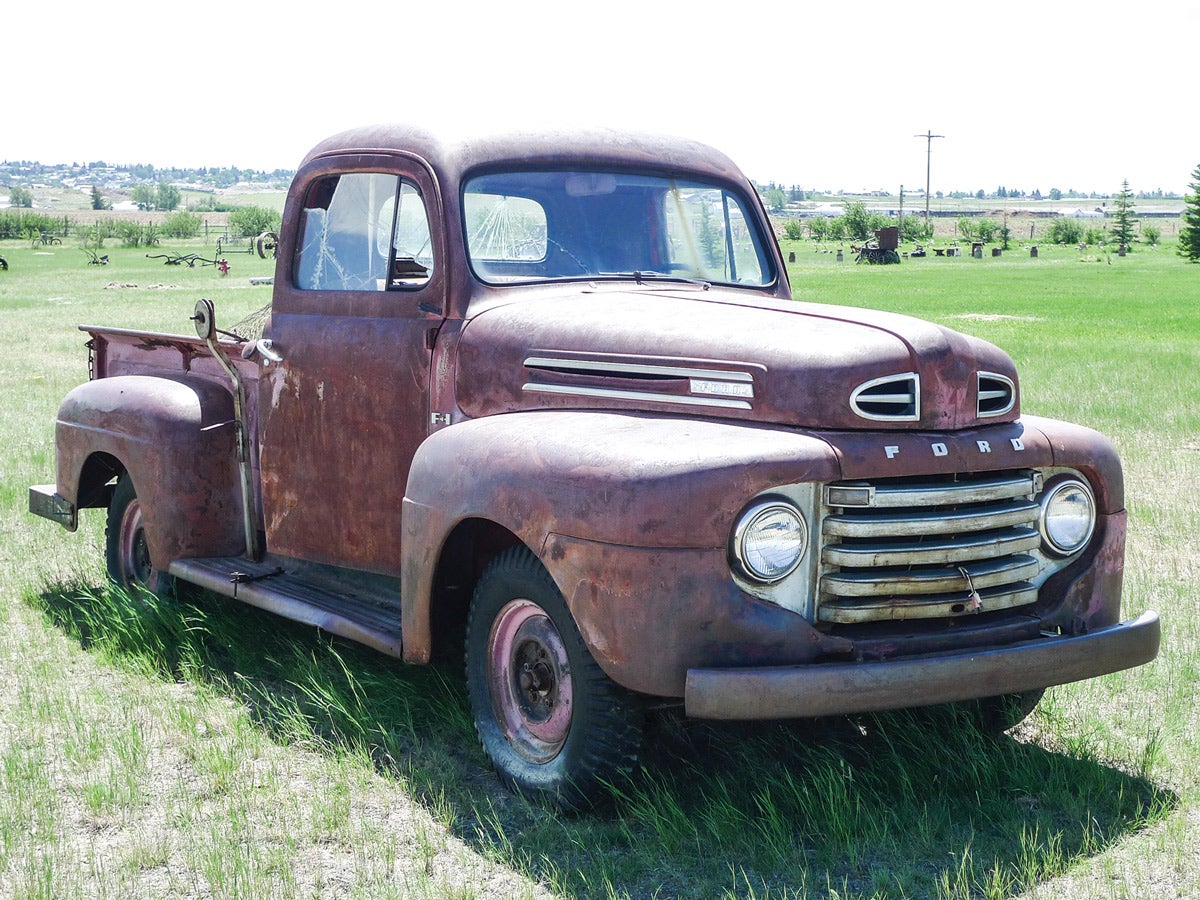 If there’s space for just one more, let’s slip in a ’50 F1. This little half-ton shortbed would make someone a mighty fine hauler. Could that someone perhaps be you?