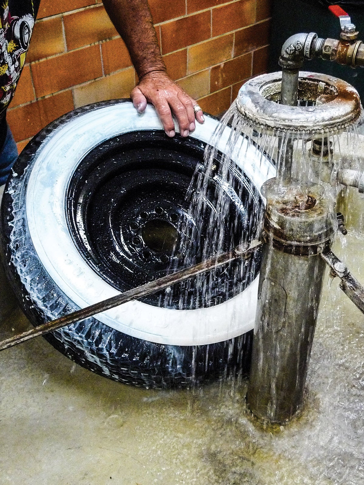 Speaking of equipment, the auto shop’s vintage sink makes whitewall detailing a breeze. It’s just about the right height, and fairly easy on an older person’s back.