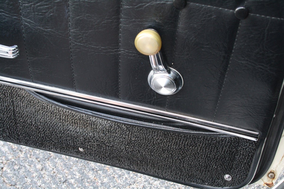 A storage pocket was conveniently located on the lower, forward portion of the door panels.