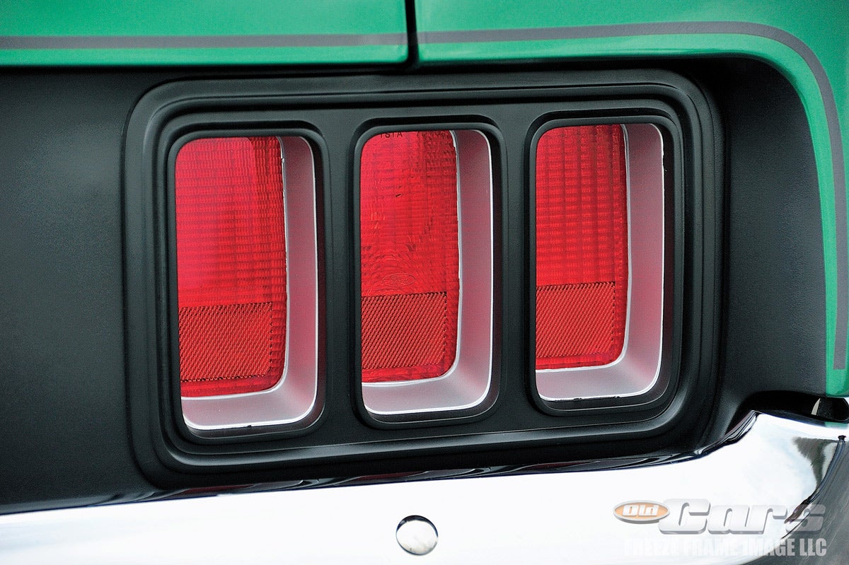 The smooth, black tail panel was a feature of the 1970 Boss Mustang.
